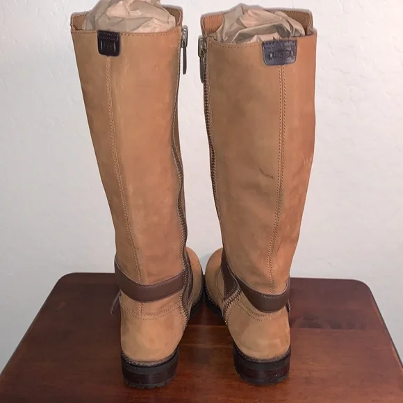 UGG SIZE 6.5 HARRINGTON CHESTNUT LEATHER WATER RESISTANT TALL BEAUTIFUL BOOTS - Picture 4 of 15